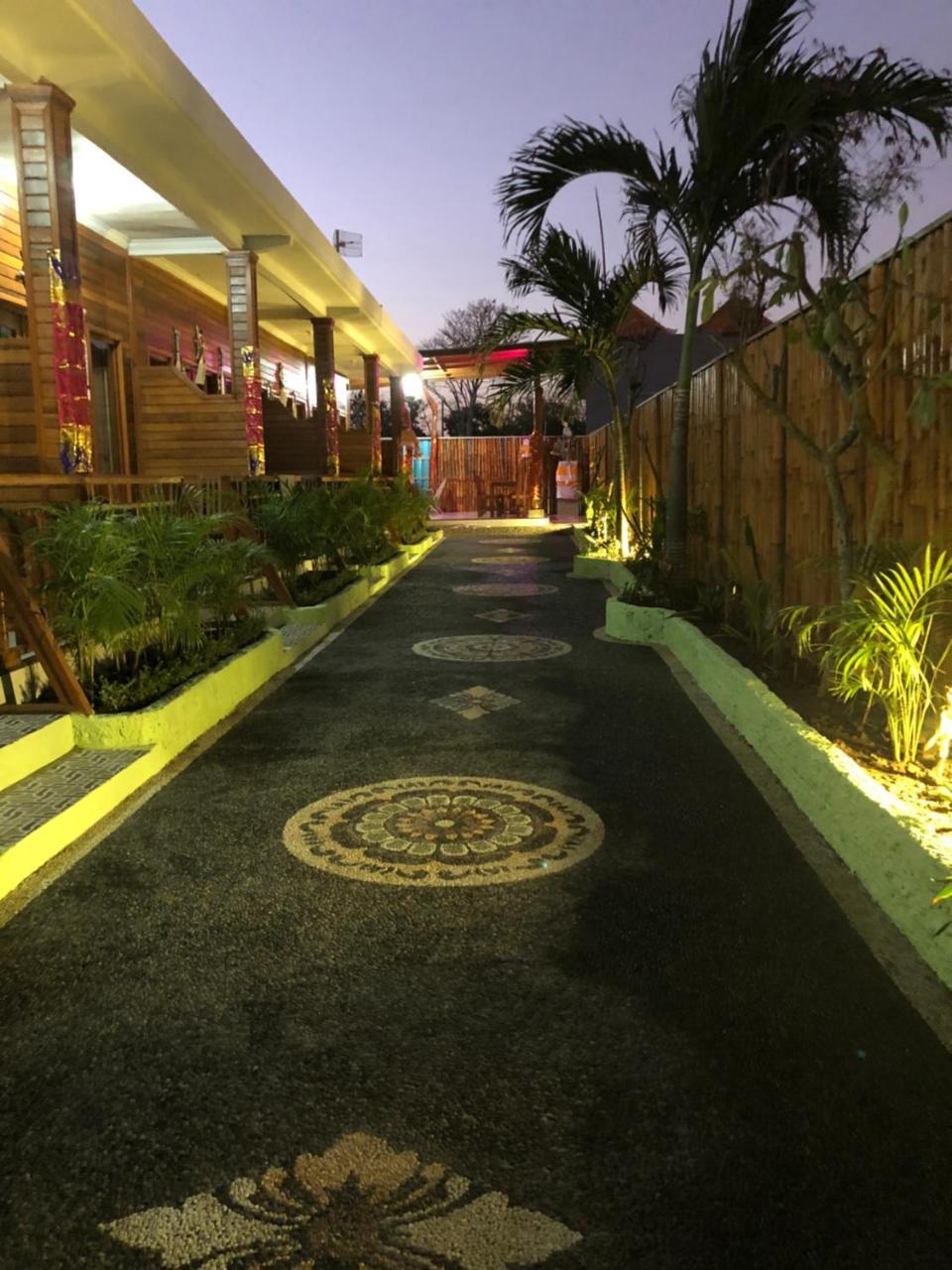 Auora Guest House نوسا ليمبونغان المظهر الخارجي الصورة